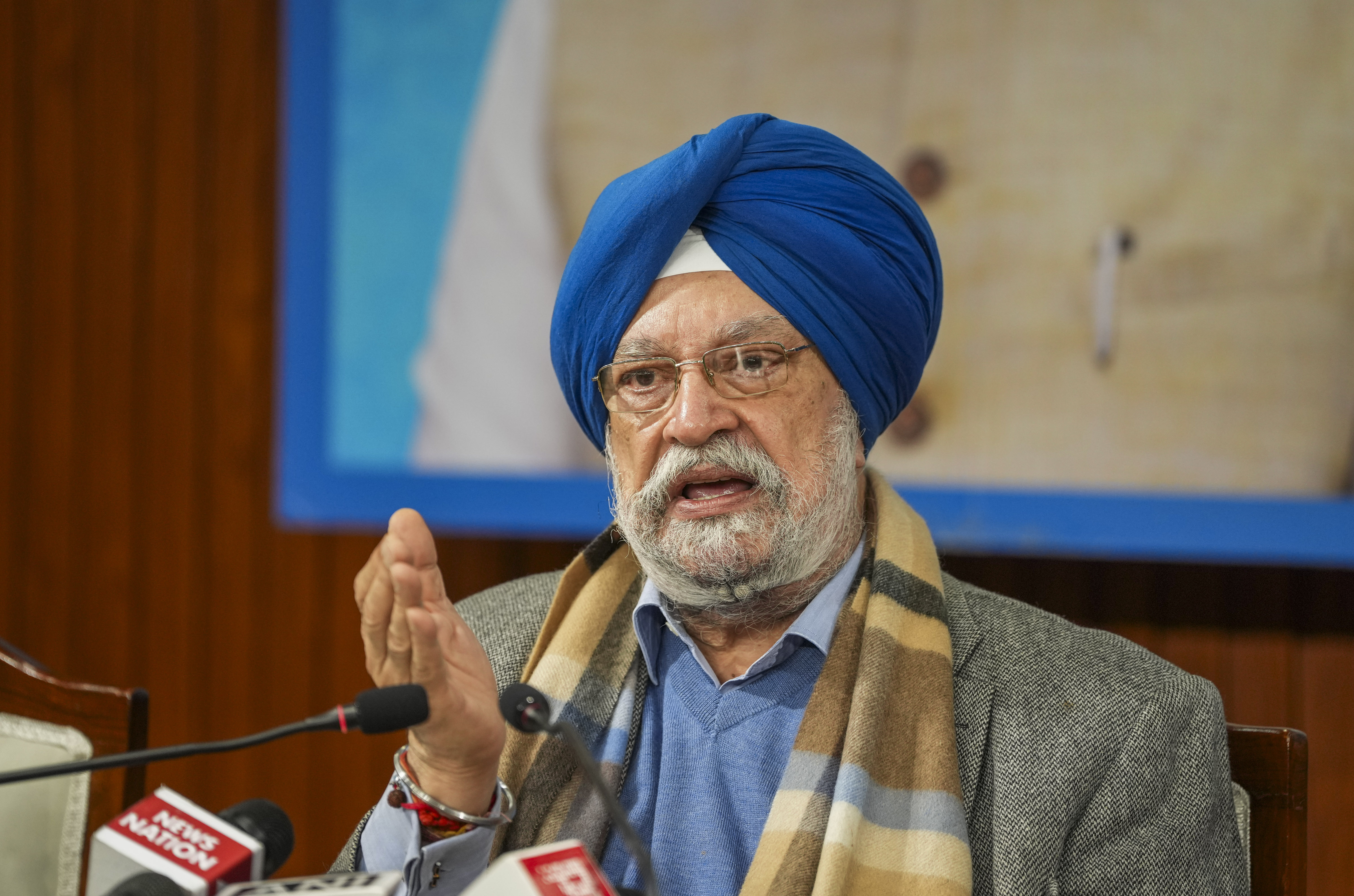 https://salarnews.in/public/uploads/images/newsimages/maannewsimage16012024_163007_Hardeep Singh Puri.jpg